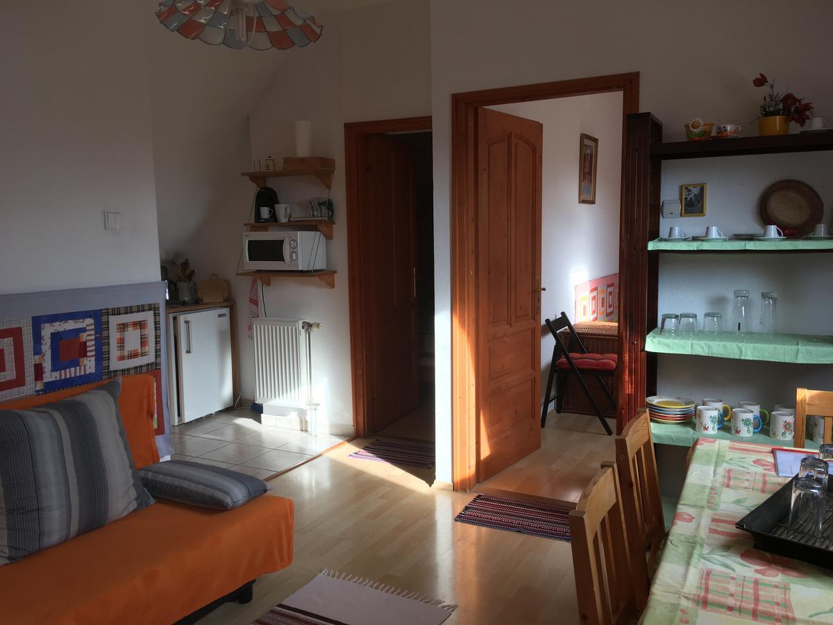 Bakonyi Apartmanhaz Eplény Exteriör bild