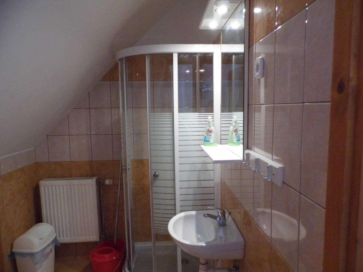 Bakonyi Apartmanhaz Eplény Exteriör bild